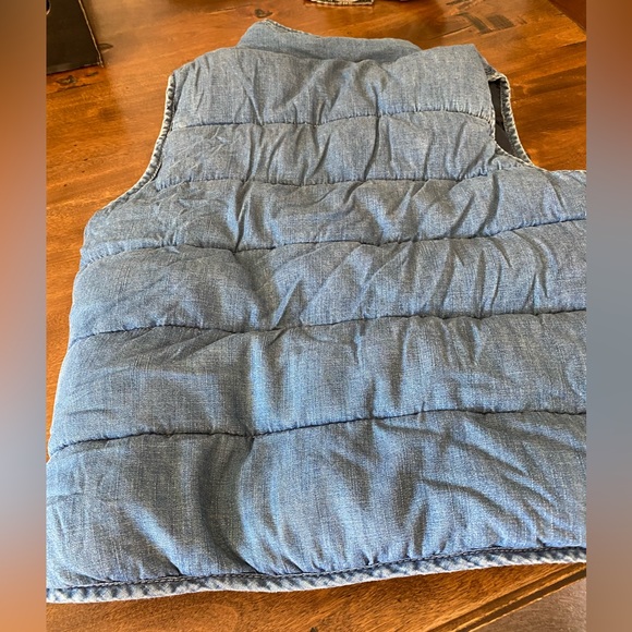 Gap kids Jean vest. Size M. - Picture 3 of 3